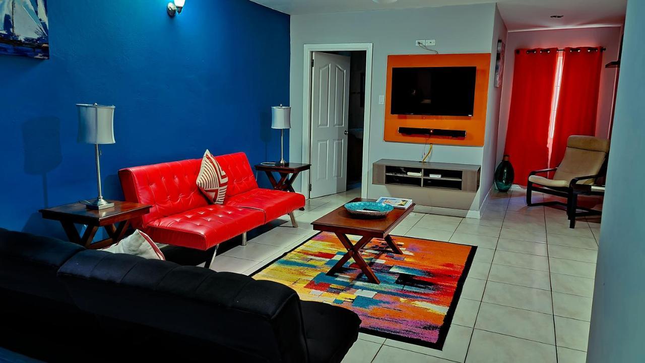 Donhead New Kingston Apt 5 מראה חיצוני תמונה